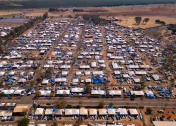 Camping barretão vira mil supermercado