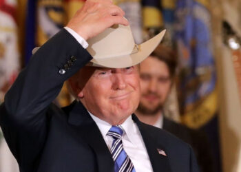 Comunicado donald trump faz produtores