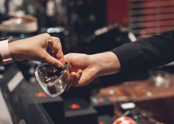 Começou vendendo chocolates criou negócio