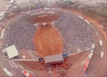 Estádio rodeios projetado oscar niemeyer