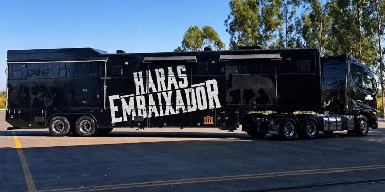Gusttavo lima leva casa rodas
