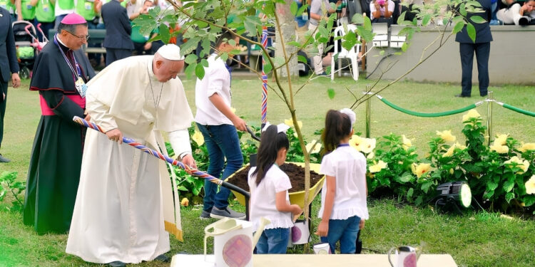 Papa francisco agricultura existe humanidade