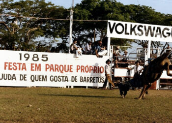 Primeiro barretão tinha caixa som