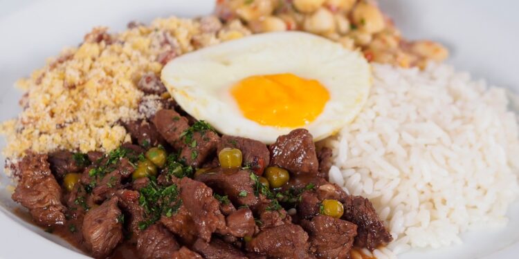Alimento brasileiros comem praticamente sobe