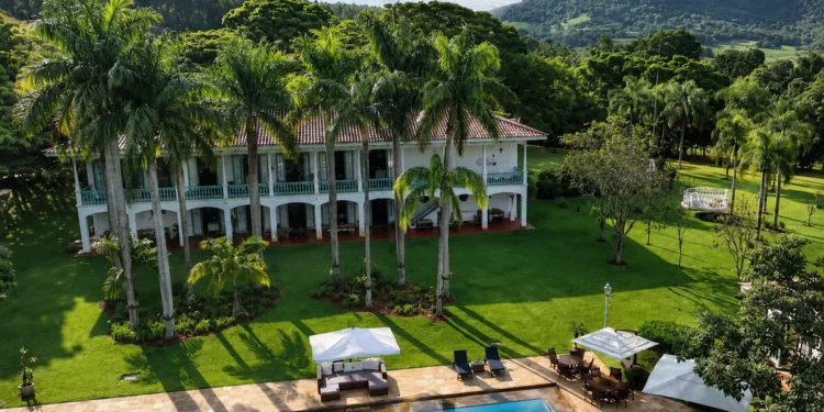 Ana maria braga transforma fazenda