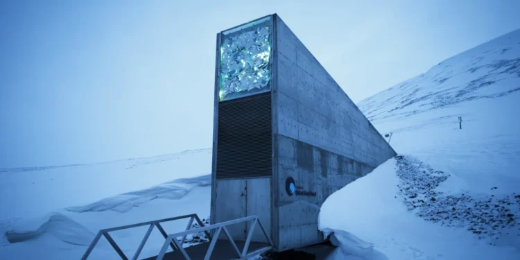 Cofre encravado montanha gelada guarda