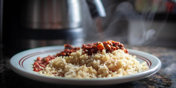 Tão presente mesa quanto arroz