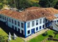 Fazenda histórica que virou cenário de novela da Globo há 20 anos hoje recebe hóspedes em refúgio de luxo no interior de SP: casarão do século XVIII preserva marcas do Brasil Imperial, oferece café colonial e reúne piscina, sauna e atividades de lazer