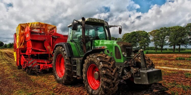 Agricultor fica paraplégico acidente moto