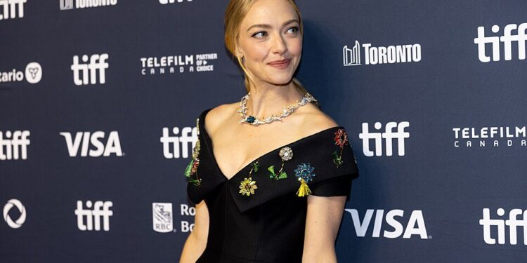 Amanda seyfried transforma fazenda abrigo