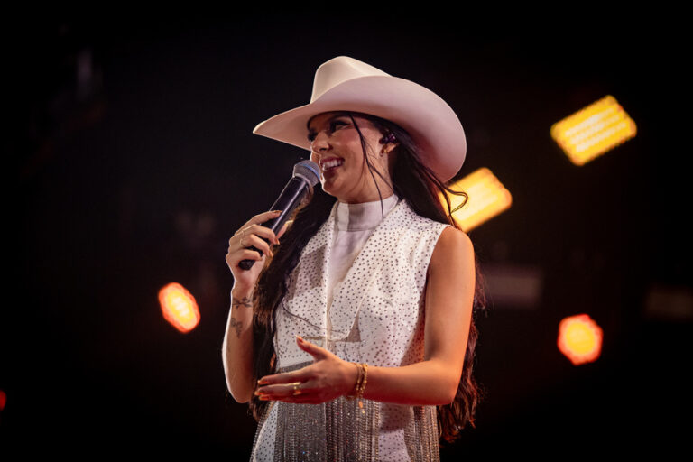 Ana castela compra fazenda pai