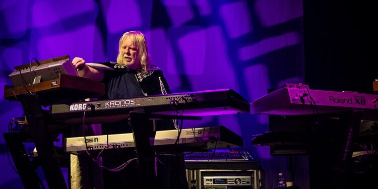 Astro rock leva piano santuário