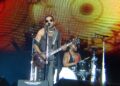 Norte americano lenny kravitz chegou