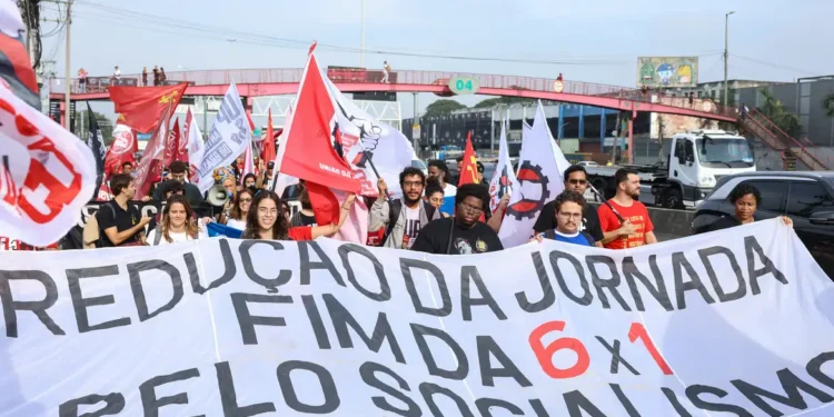 Fim da escala 6×1 pode custar bilhões às empresas do agro, mas impacto varia conforme a atividade: frigoríficos e usinas de açúcar e etanol aparecem entre os mais expostos
