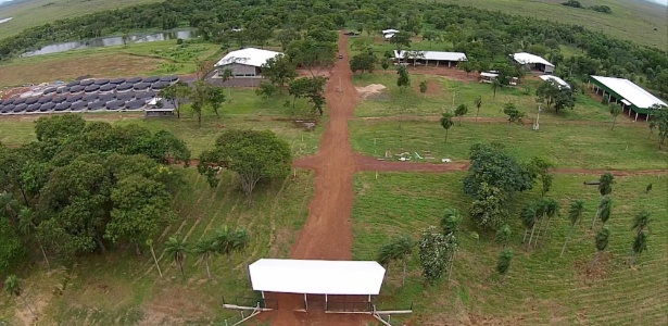 complexo-industrial-da-caimasul-no-pantanal-1505861811085_615x300