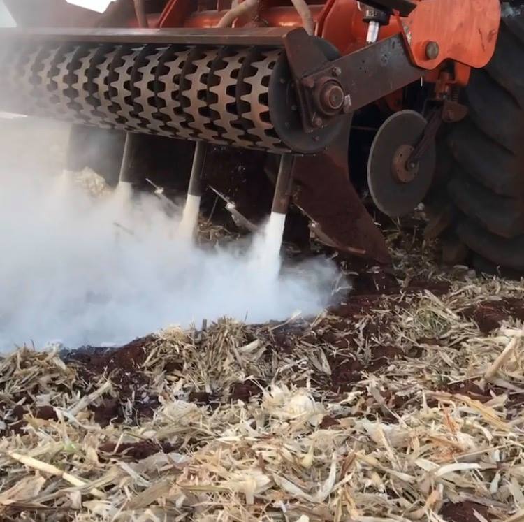 Máquina-da-SagaAgro-em-operação-no-preparo-do-solo1