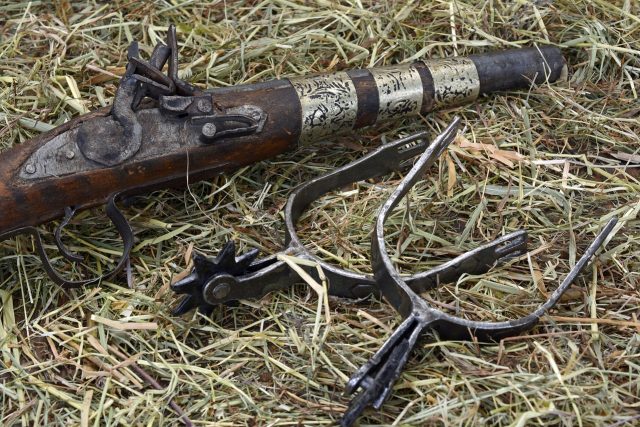 arma-de-fogo-homen-do-campo