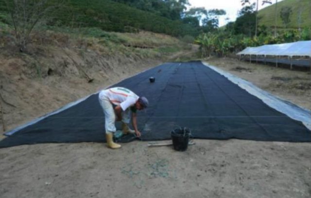 secagem-cafe-lona-preparaca secagem-cafe-lona-preparacao