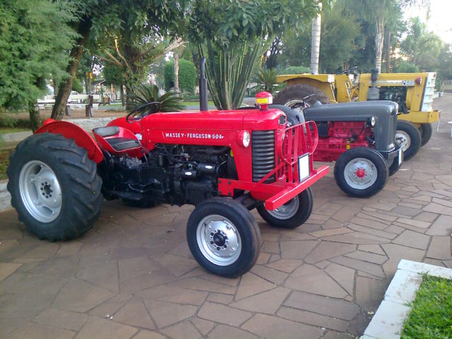 Massey_Ferguson_50_X_1965 Massey_Ferguson_50_X_1965