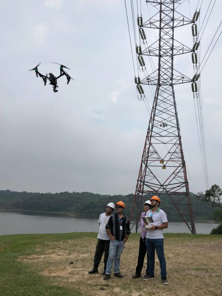 Profissionais-receberam-treinamento-para-uso-do-drone-e-software