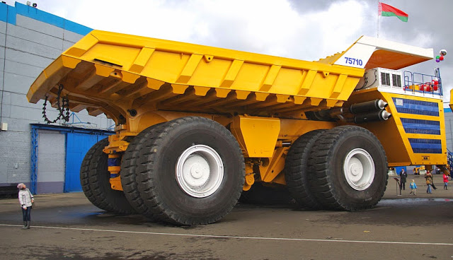 BelAZ-75710-maior-caminhao-do-mundo