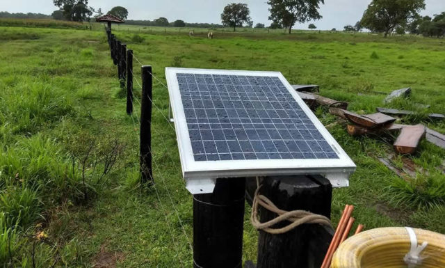 cerca-eletrica-com-energia-solar Painel solar para alimentação de cerca elétrica