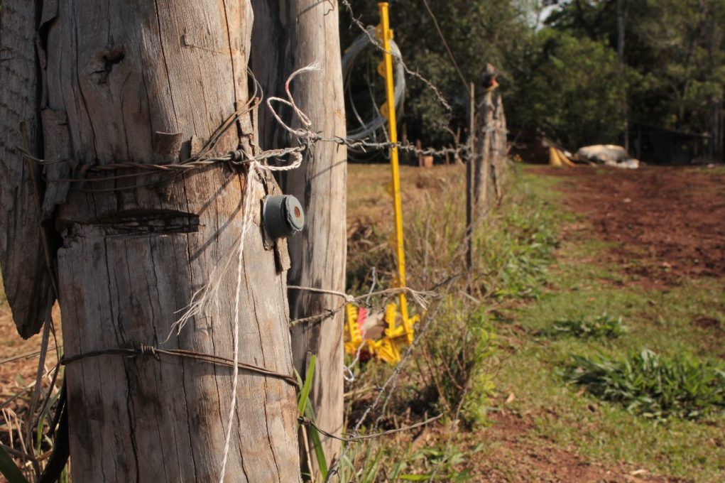 instalacoes-erradas-de-cerca-eletrica-rural