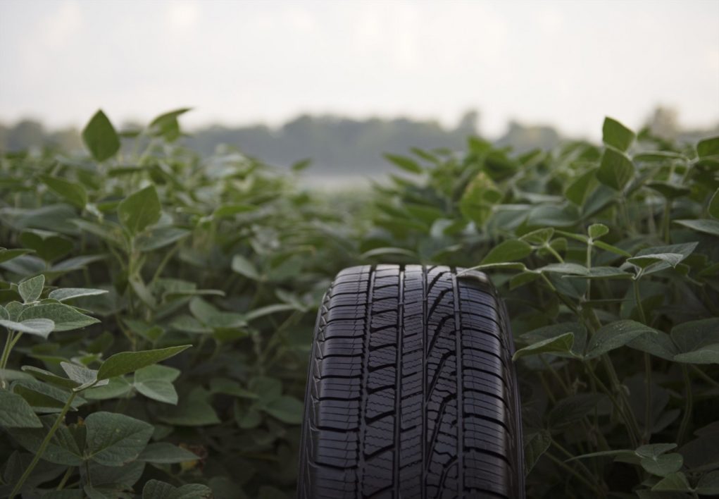 Goodyear produz primeiro pneu com óleo de soja no Brasil