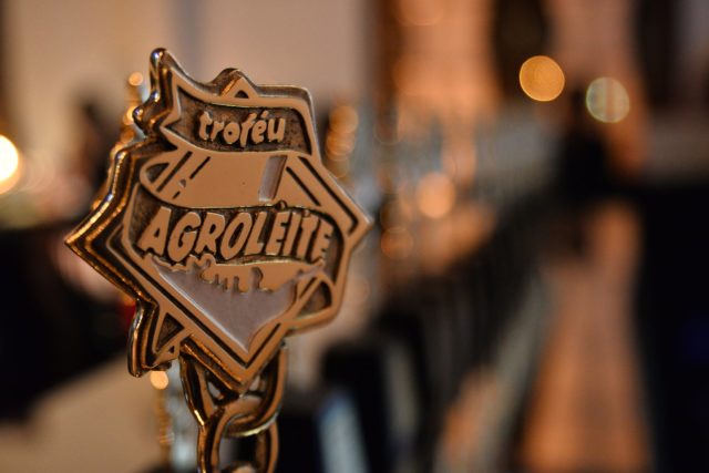 trofeu-agroleite trofeu-agroleite