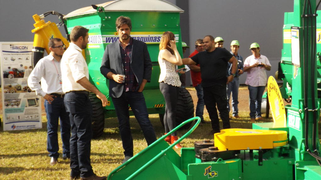 jf-maquinas-e-leo-chaves-agrishow 2018