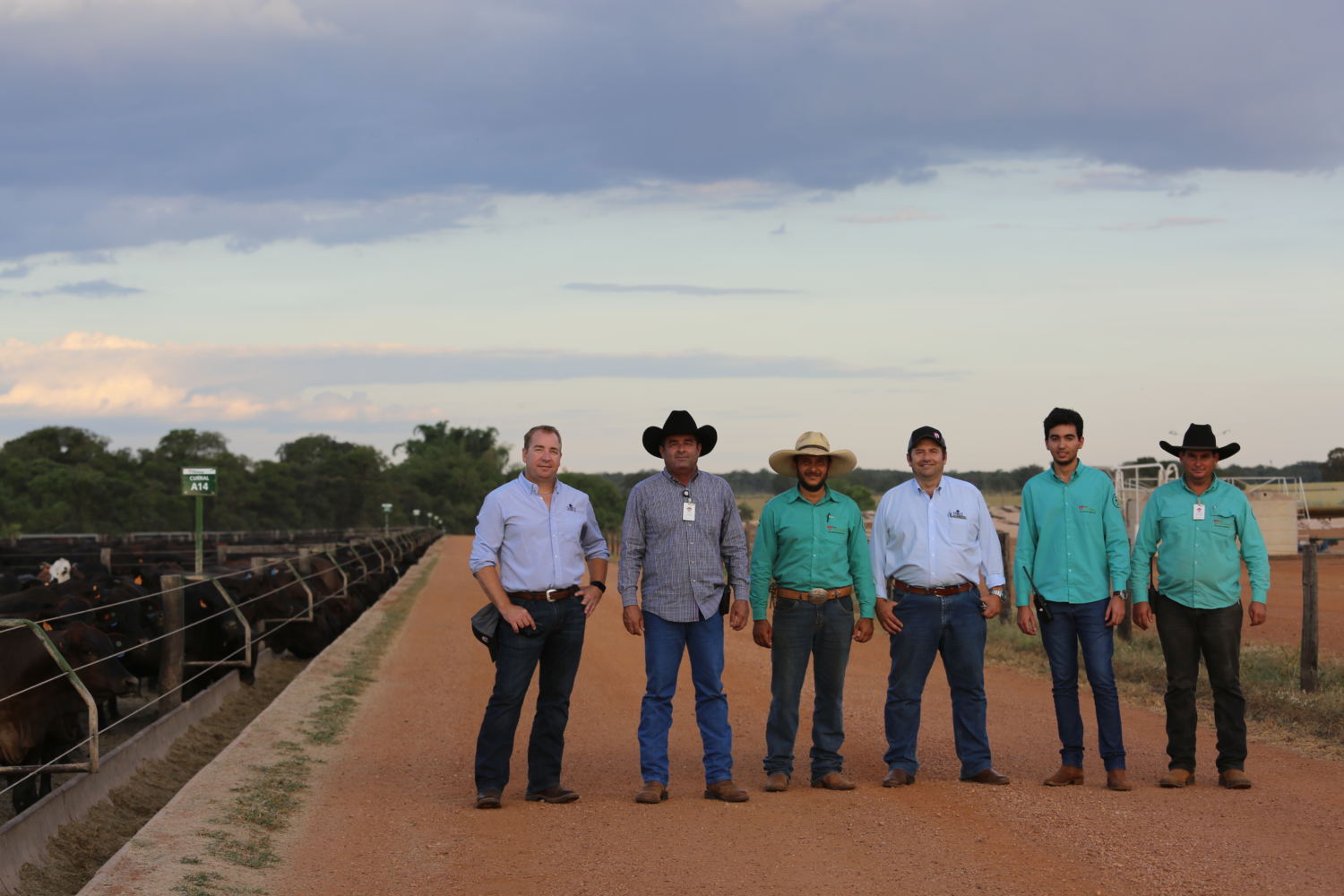 Equipe da Semex e da Nova Piratininga durante visita técnica