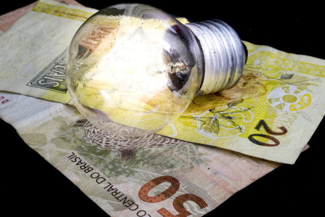 conta de luz e dinheiro conta de luz e dinheiro