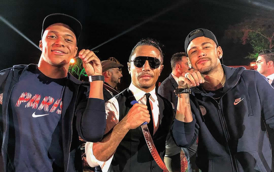 Mbappe, SaltBae e Neymar