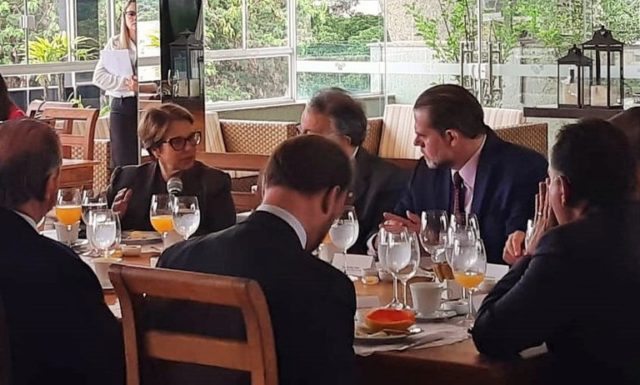 Ministra e o presidente do STF durante encontro na CNA Ministra e o presidente do STF durante encontro na CNA