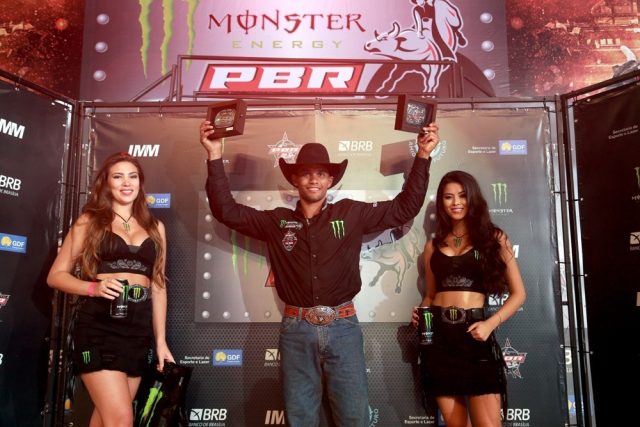 Alan de Souza é o 14º campeão brasileiro pela PBR e ainda venceu a etapa final de Brasília.