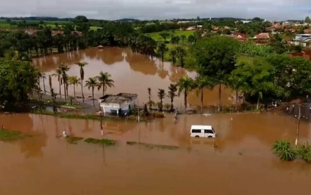 barragem se rompe em pontalina - goias 2