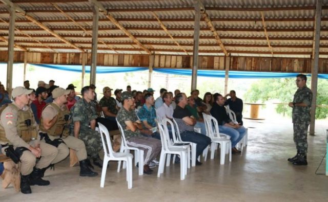 Palestra-em-Passos-Maia-orienta-sobre-caça-ao-javali3-875x540