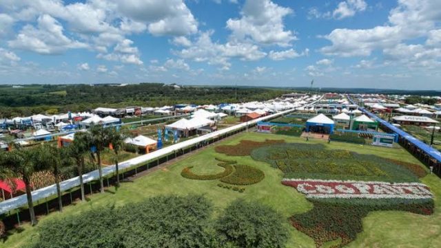Feira costuma ser um termômetro importante dos negócios do setor ao longo do ano (Foto: Show Rural Coopavel/Divulgação)