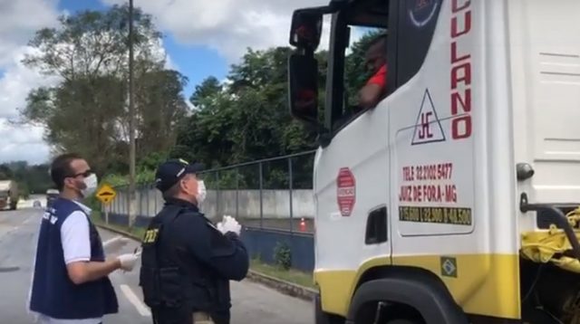 Siga em frente, Caminhoneiro