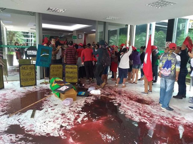 terrorismo MST invasão no MAPA