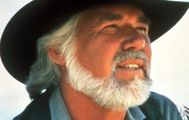kennyrogers_373922_36