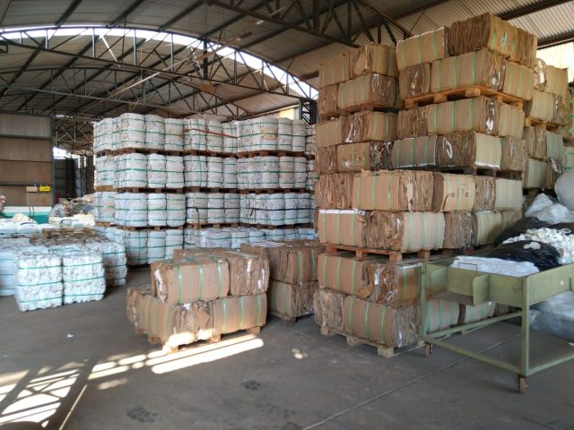 UPL-Projeto-recolhe-200-toneladas-de-embalagens-vazias-de-defensivos-e-distribui-mudas-a-agricultores-1 UPL-Projeto-recolhe-200-toneladas-de-embalagens-vazias-de-defensivos-e-distribui-mudas-a-agricultores