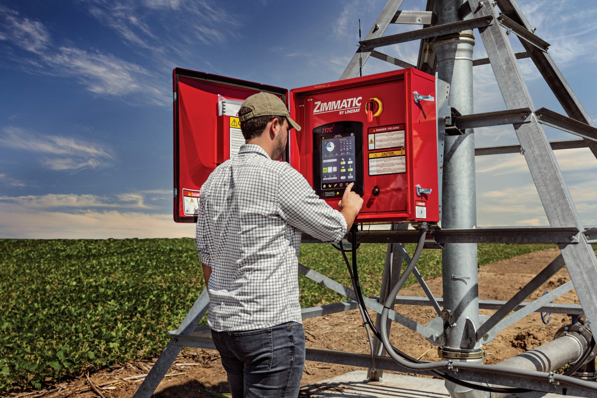 Novos painéis ZIMMATIC by Lindsay proporcionam mais tecnologia e facilidades na irrigação