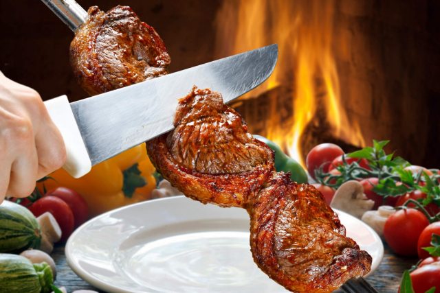 284199-churrasco-americano-e-brasileiro-voce-sabe-as-diferencas