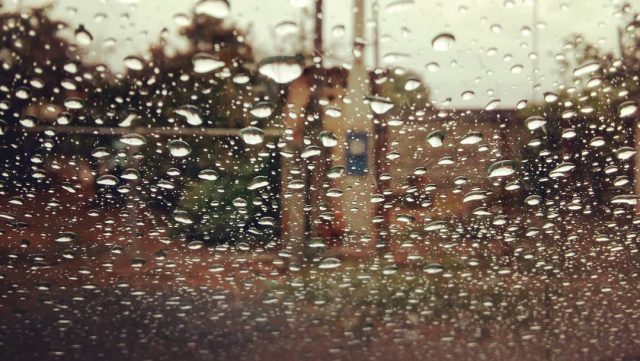 chuva no campo