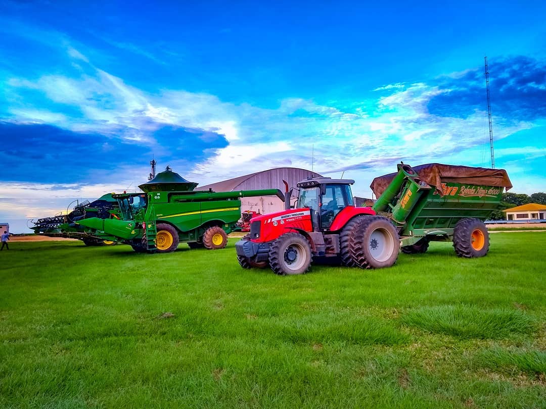 Tratores agrícolas: entenda como o veículo pode ajudar você