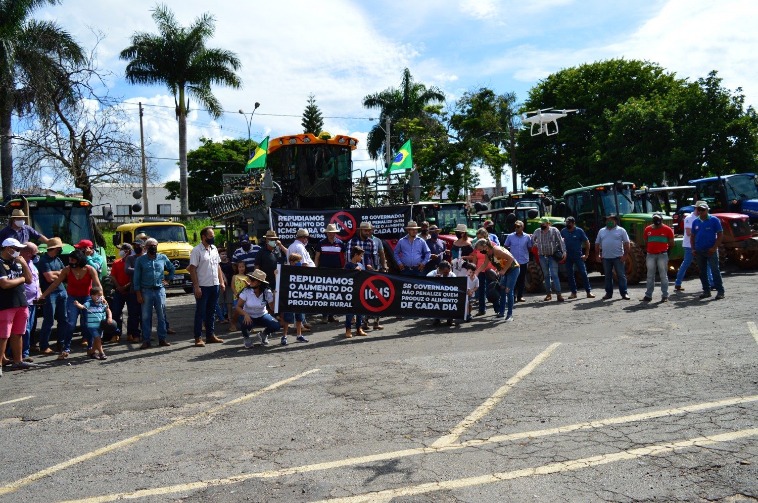 tratoraco contra aumento de impostos