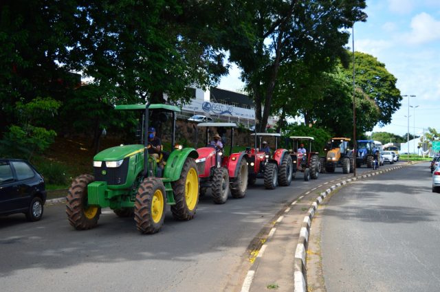 tratoraco contra aumento de impostos 5 tratoraco contra aumento de impostos 5