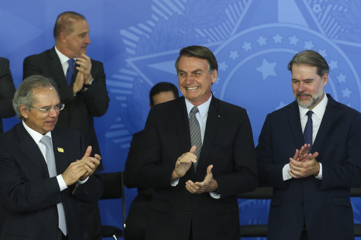 ministro da economia, Paulo Guedes e os presidentes da República, Jair Bolsonaro e do STF Dias Toffoli