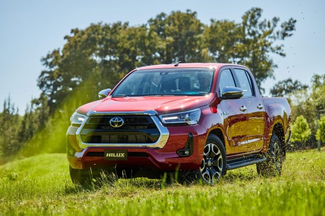 nova-hilux-2021-10